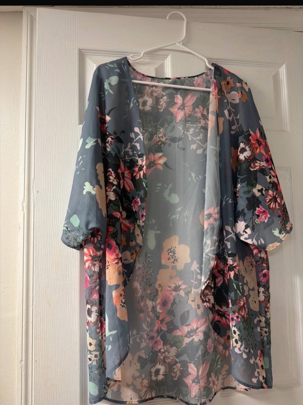 Floral Open-Front Kimono Cardigan - Slate Gray and Pink